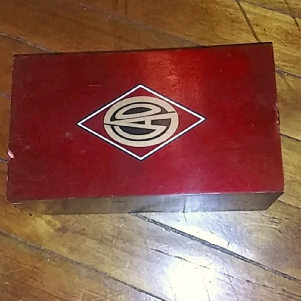 Cao cigar box